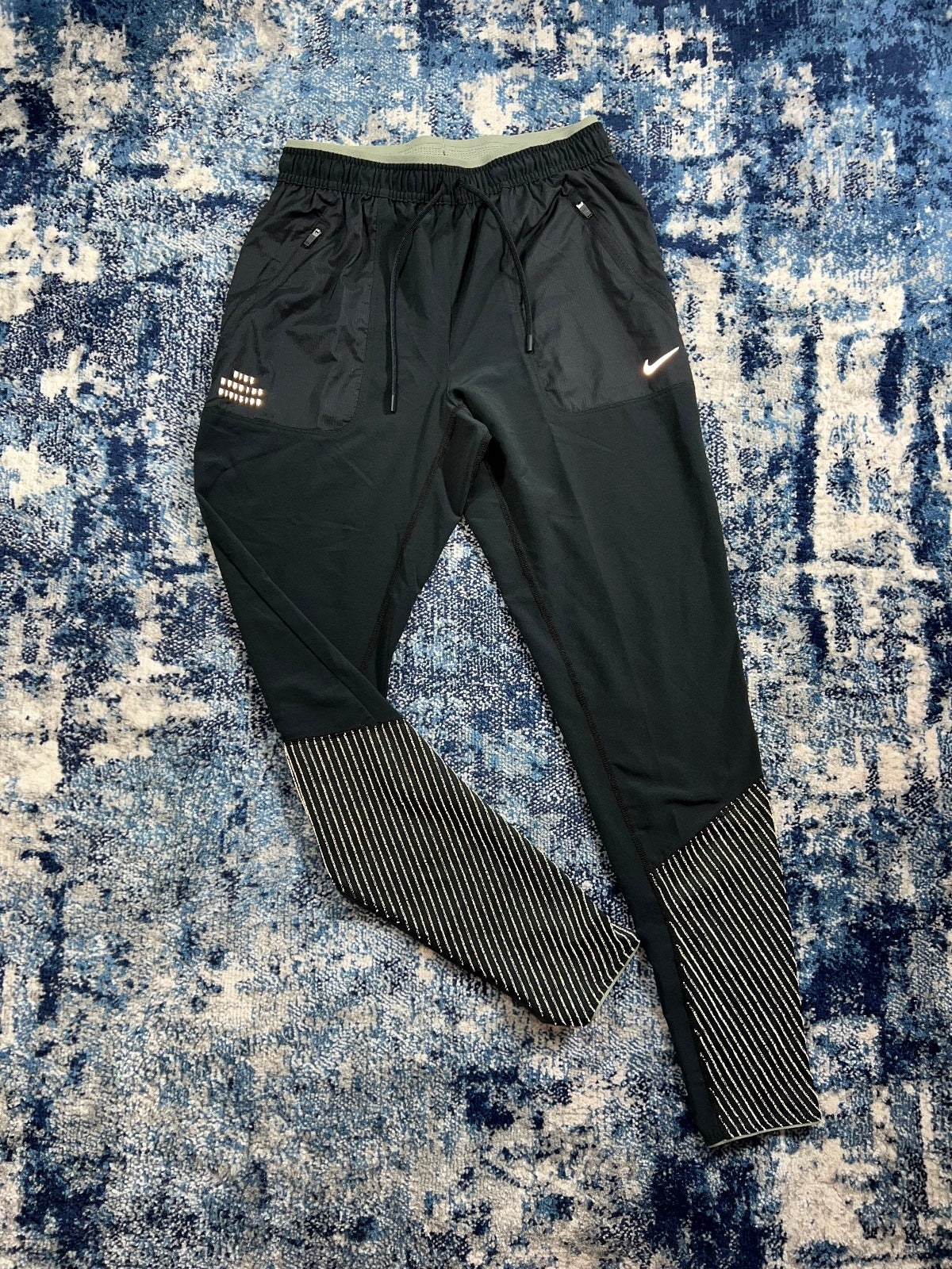 Nike Running Division Tracksuit Bottoms – Black, Men's Small in Black, men's Small – front view