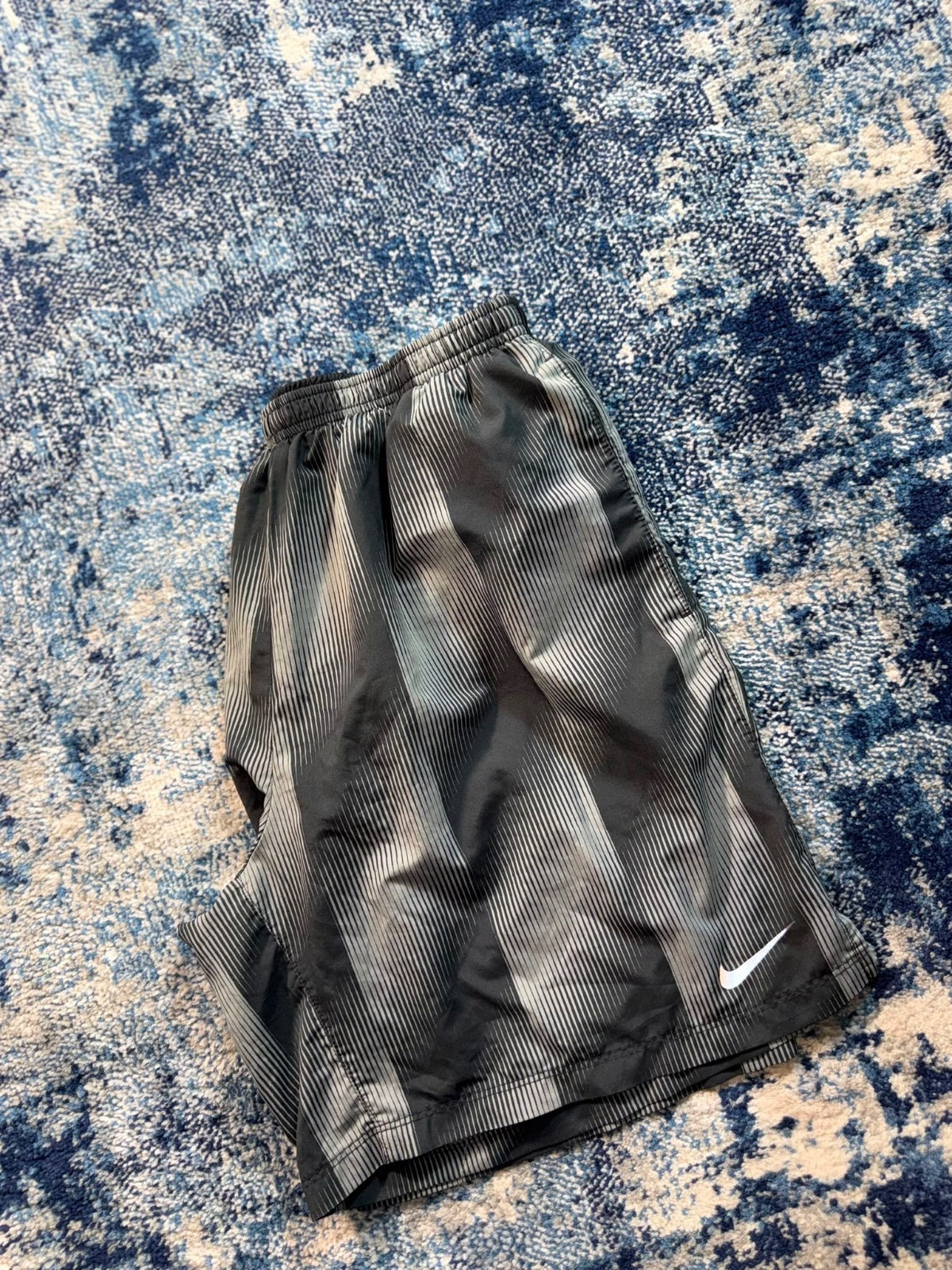 Nike Rare Dri Fit Challenger Shorts – Black, Men's Large in Black, men's Large – alternate view
