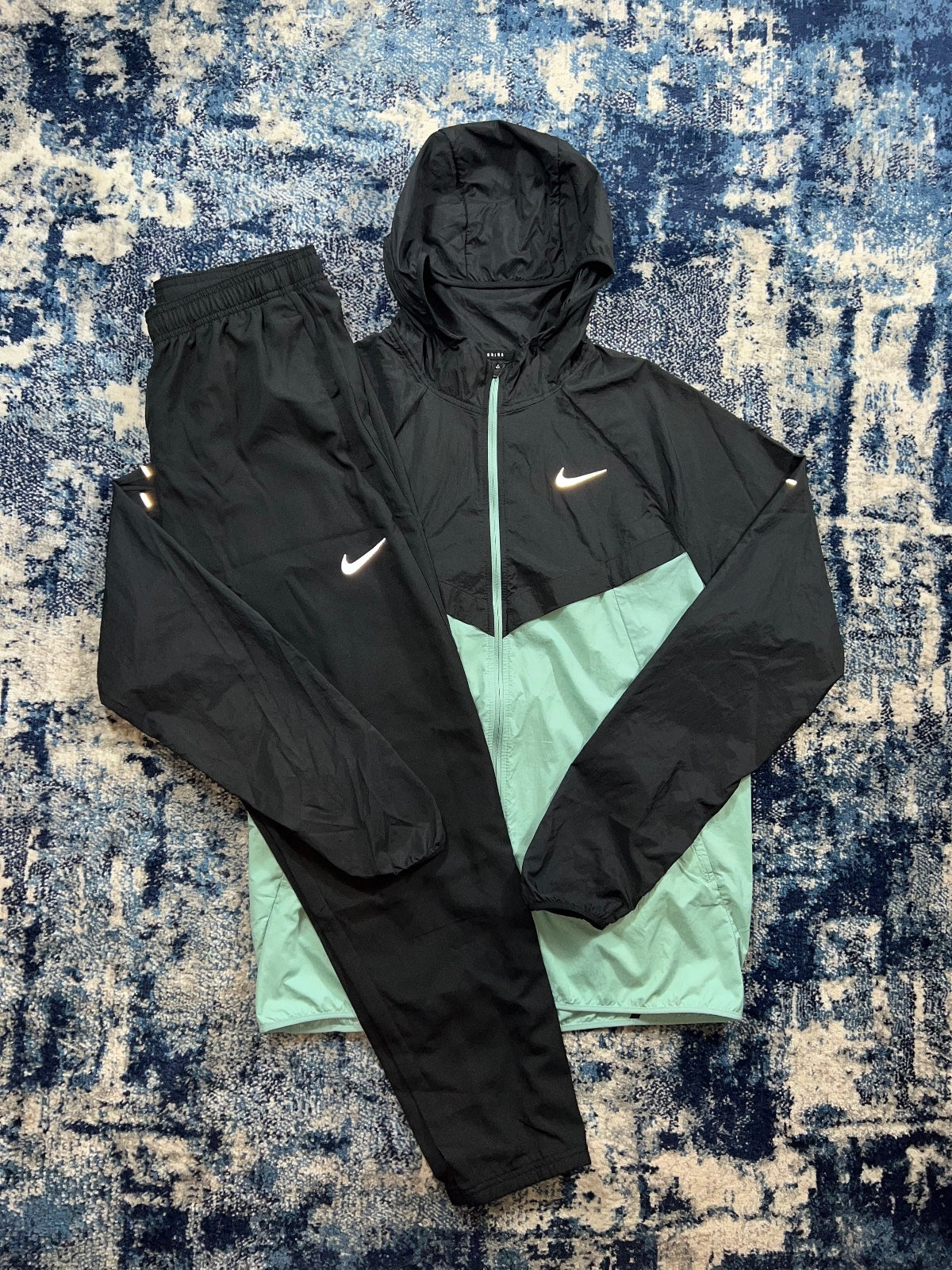 Nike Stride Dri-FIT Windrunner / Challenger Bottoms Tracksuit