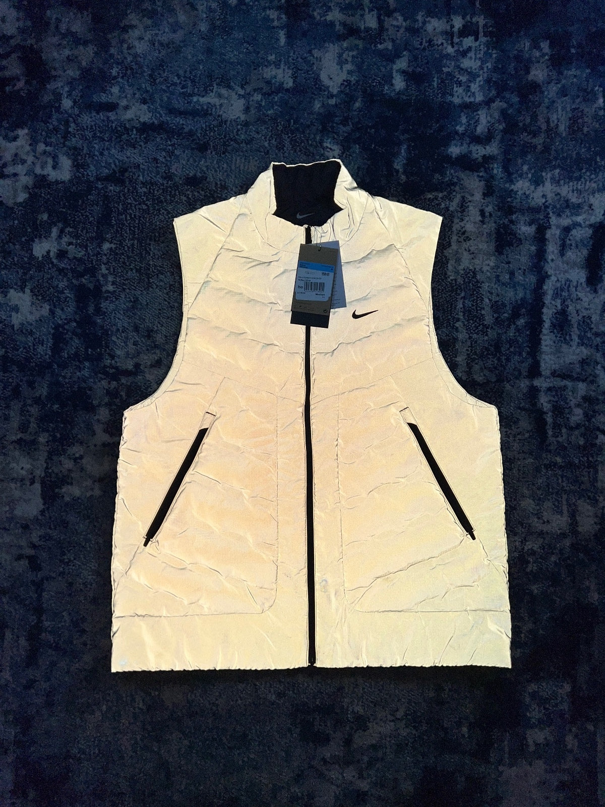 Nike Therma Fit ADV Reflective Gilet – Gray, Men's Medium in Gray, men's Medium – alternate view