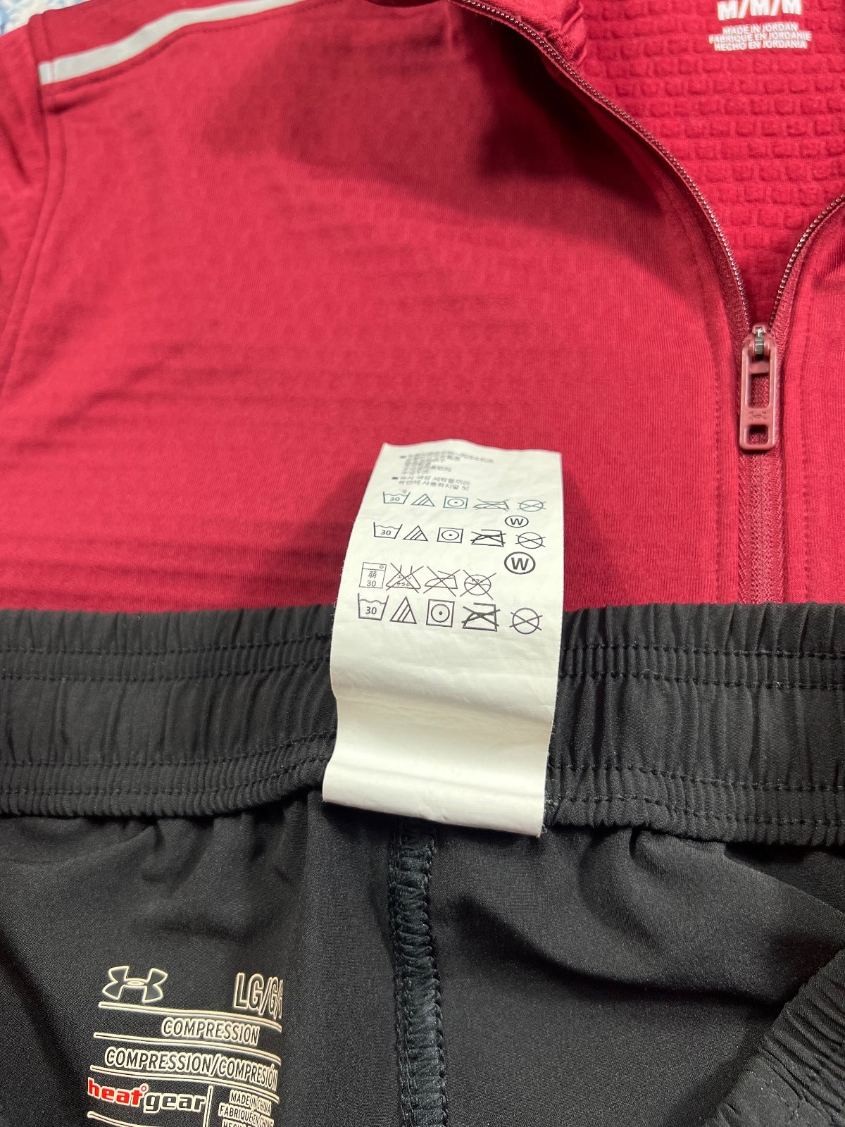 Under Armour 1/4 Zip / Bottoms Tracksuit Set – Burgundy, Men's Medium in Burgundy, men's Medium – detail view