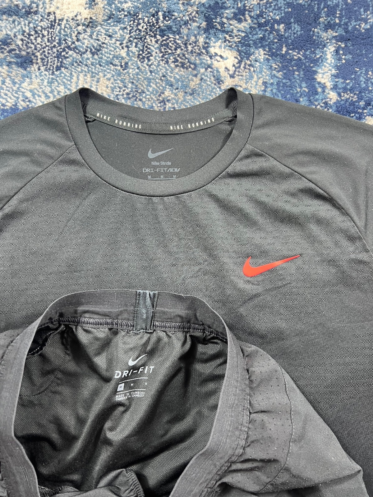 Nike Stride ADV T Shirt / Flex Stride Shorts Running Gym Set – Black, Men's Medium in Black, men's Medium – detail view