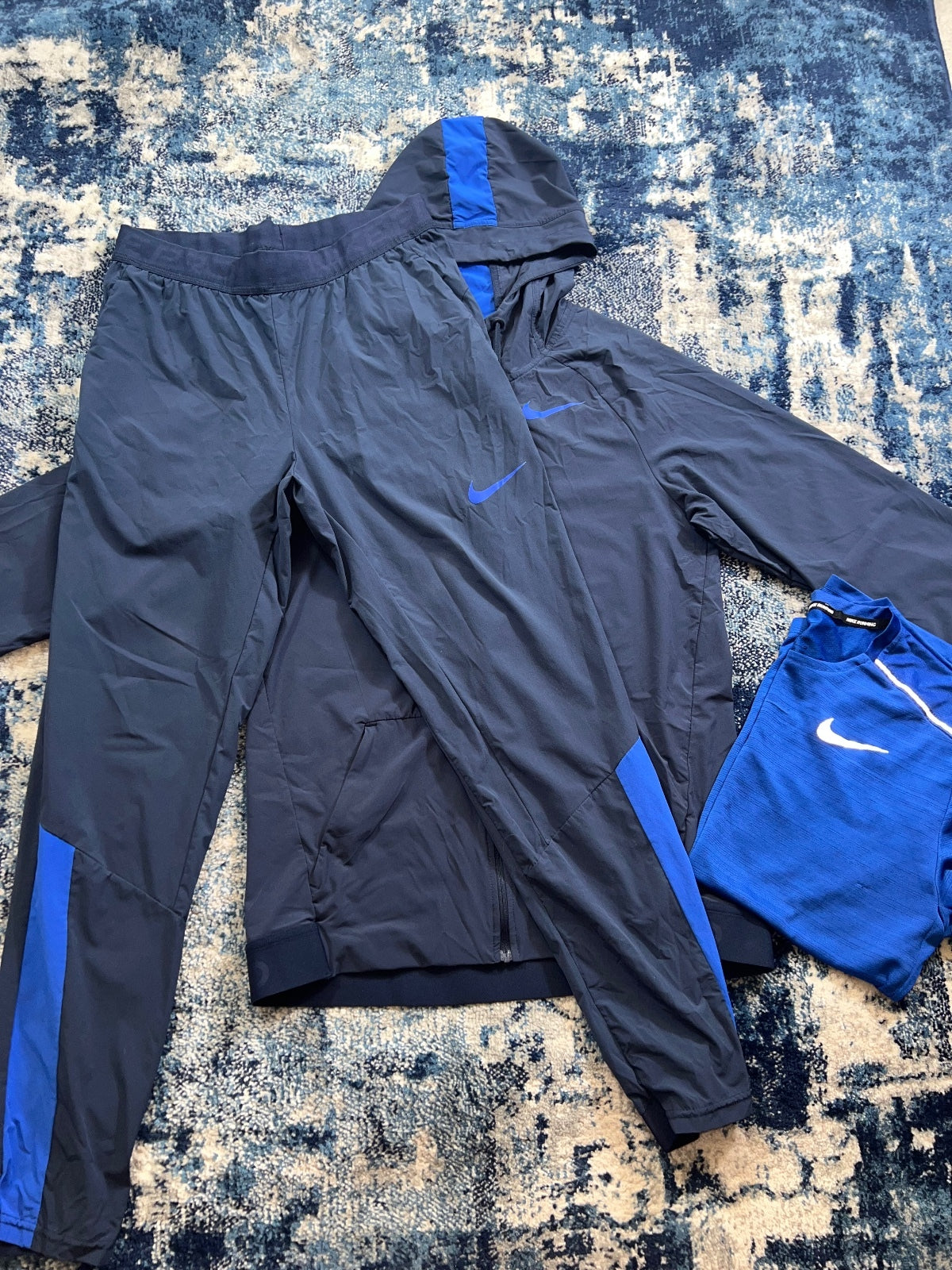 Nike Pro Vent Max Miler three-piece men's blue running set, size Small – view 2