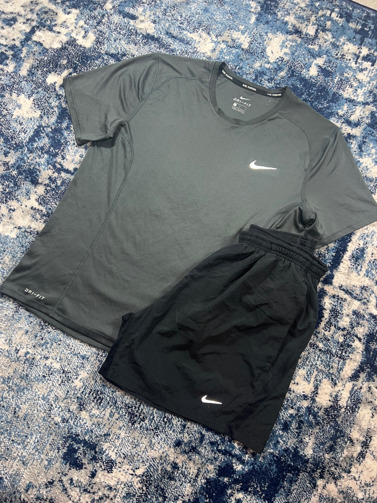 Nike Tech Knit Miler T Shirt / Challenger Dri Fit Shorts Set – Gray, Men's Medium in Gray, men's Medium – detail view