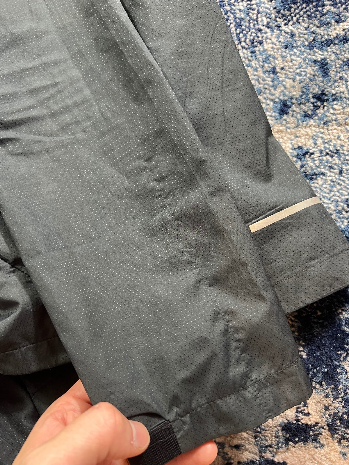 Nike Essentials Windrunner Jacket – Black, Men's Medium in Black, men's Medium – detail view
