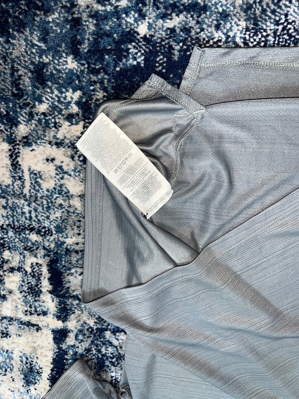 Nike Miler T-Shirt / Challenger Shorts Set – Gray, Men's Large in Gray, men's Large – detail view