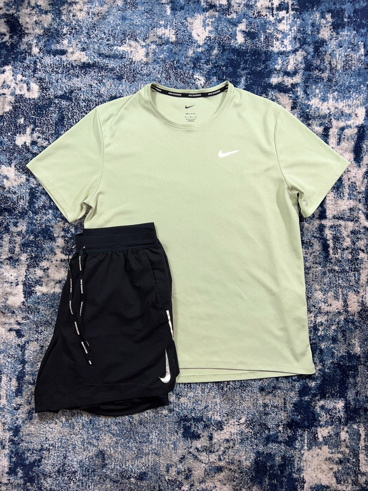 Nike Miler T-Shirt / Flex Stride Shorts Running Gym Set