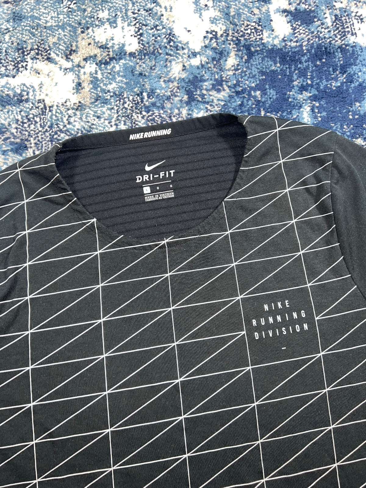 Nike Running Division Dri-FIT Miler Rise 365 T-Shirt - product image