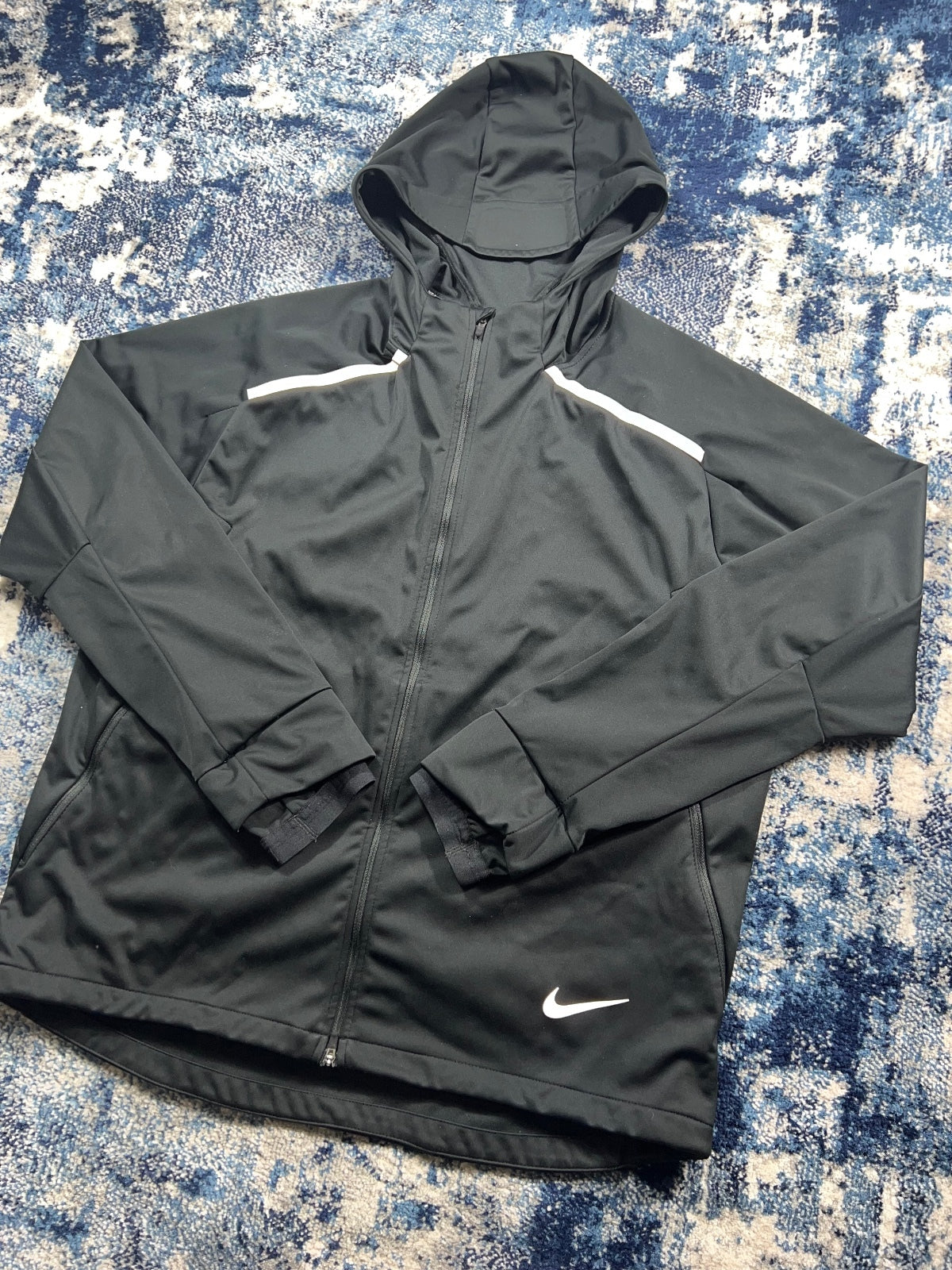 Nike Shield Dri Fit Running Jacket – Black, Men's XL in Black, men's XL – detail view