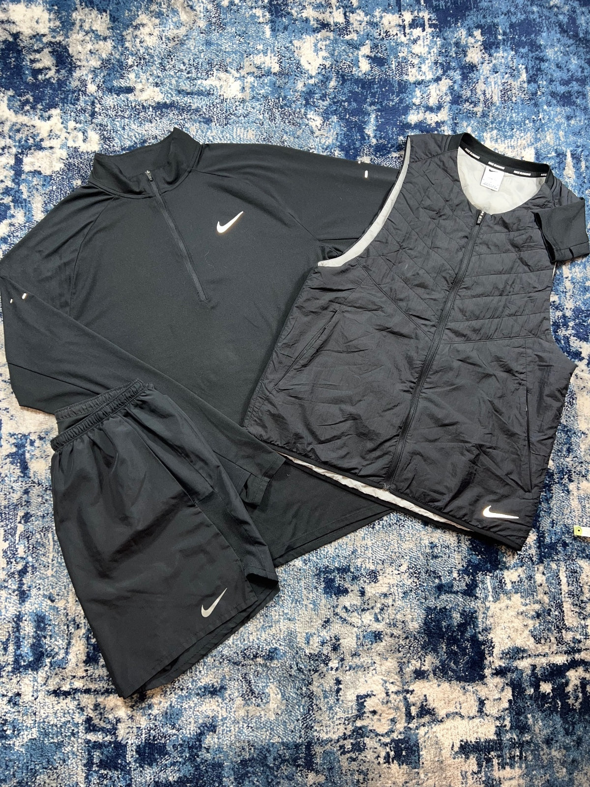 Nike Aerolayer Stride Gilet 3 Piece Tracksuit Running Gym Set – Black, Men's Medium in Black, men's Medium – front view