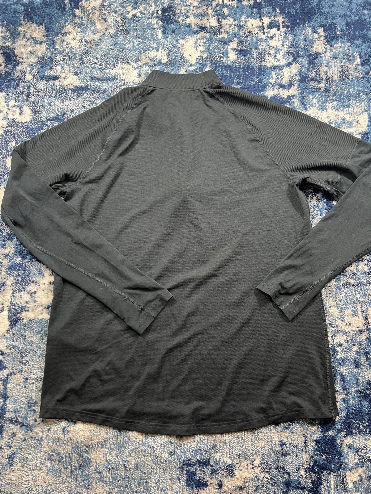 Nike Running Element 1/4 Zip – Black, Men's Large in Black, men's Large – detail view
