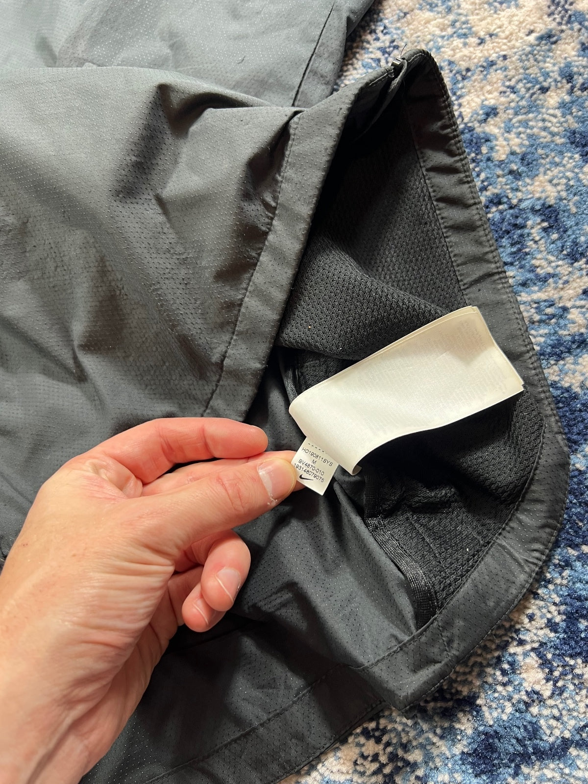 Nike Essentials Windrunner Jacket – Black, Men's Medium in Black, men's Medium – detail view