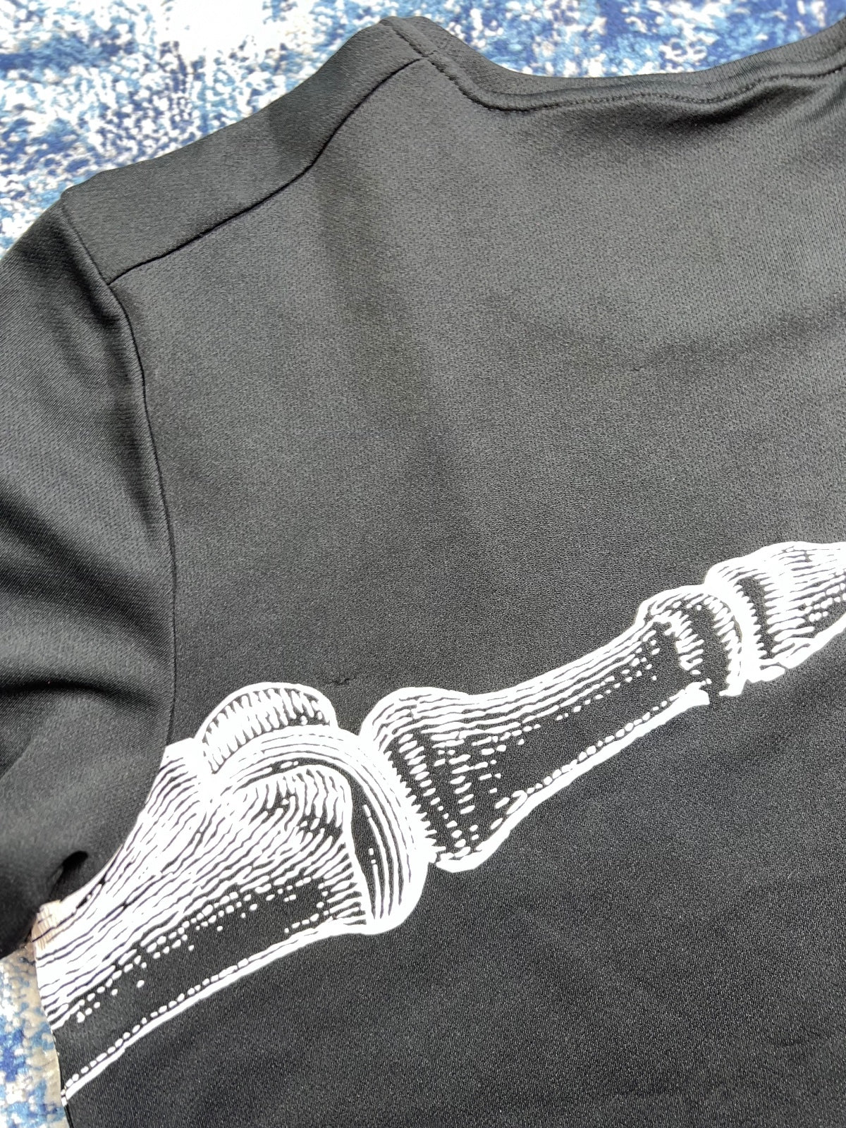 Nike Miler ‘Bone’ Running Division T Shirt – Black, Men's Medium in Black, men's Medium – detail view