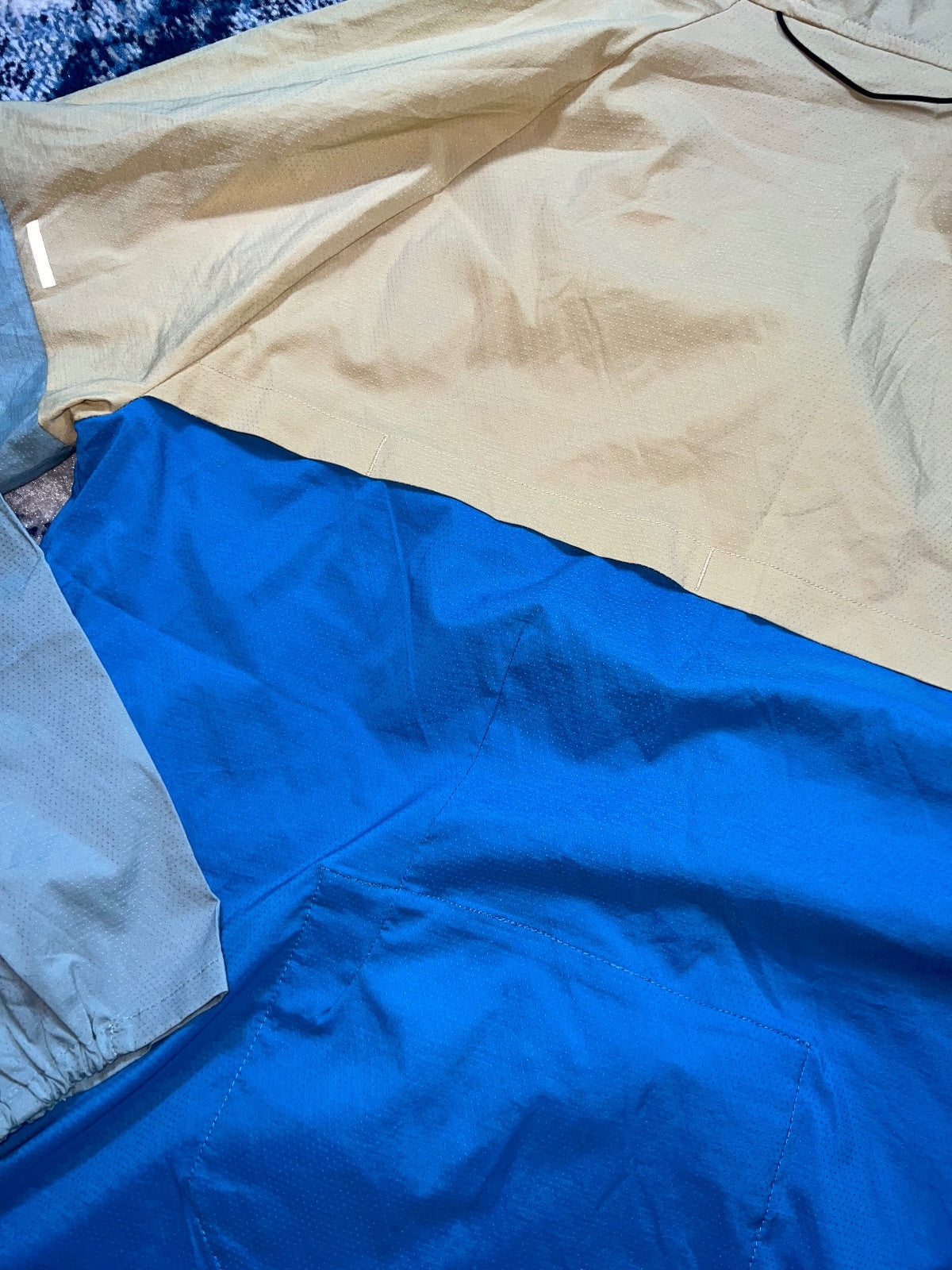 Nike Repel UV Packable Windrunner Jacket – Blue, Men's Medium in Blue, men's Medium – detail view