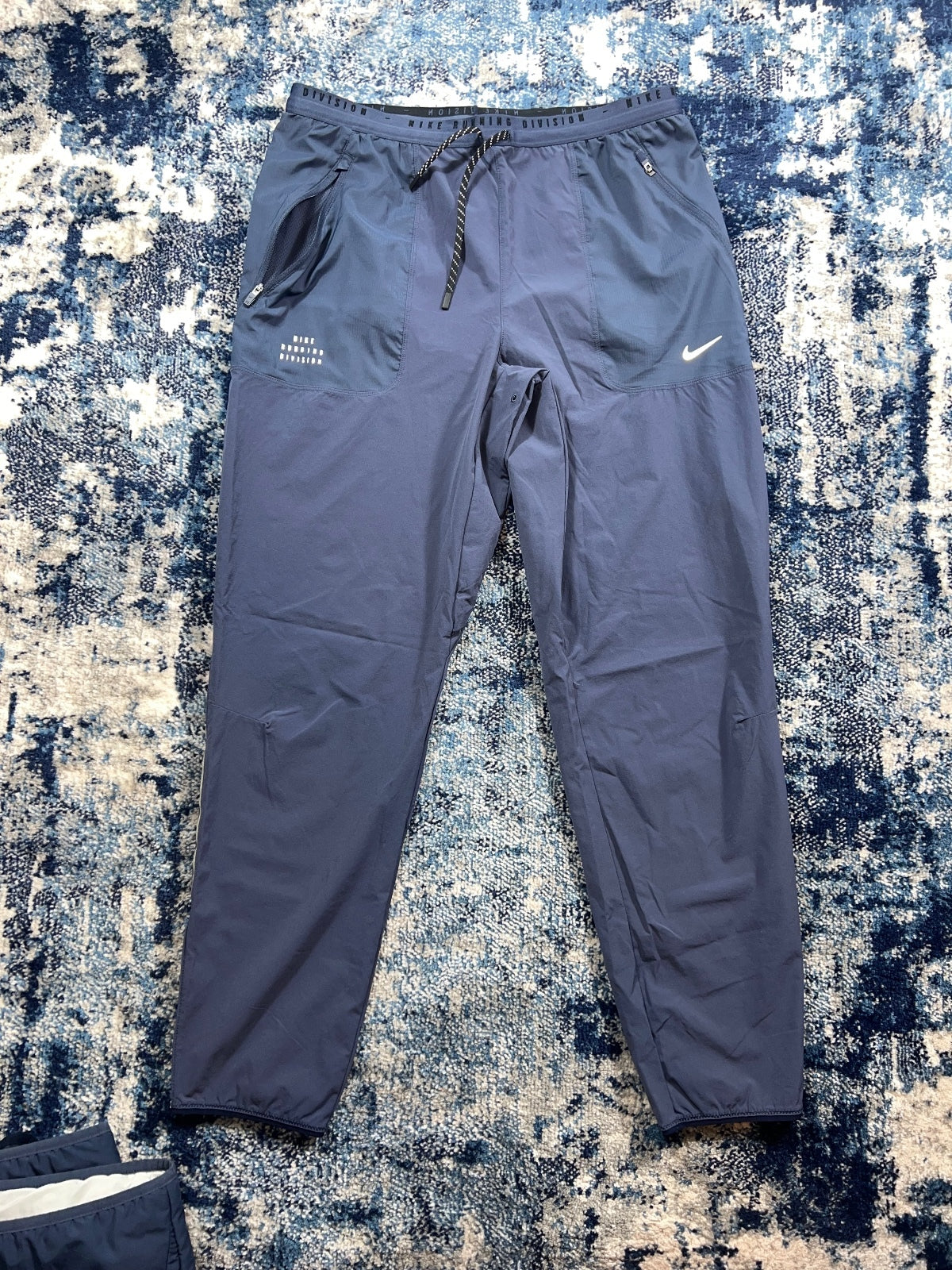 Nike Therma-FIT Gilet Body Warmer / Running Division Bottoms Tracksuit Set Bundle - product image