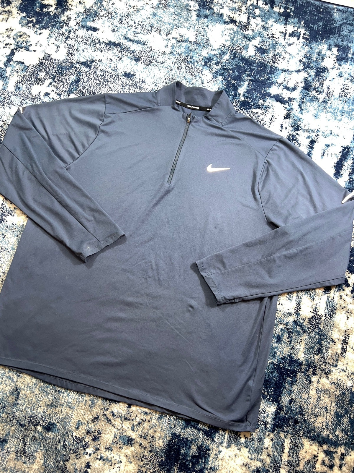 Nike Running Element 1/4 Zip – Navy, Men's XL in Navy, men's XL – detail view