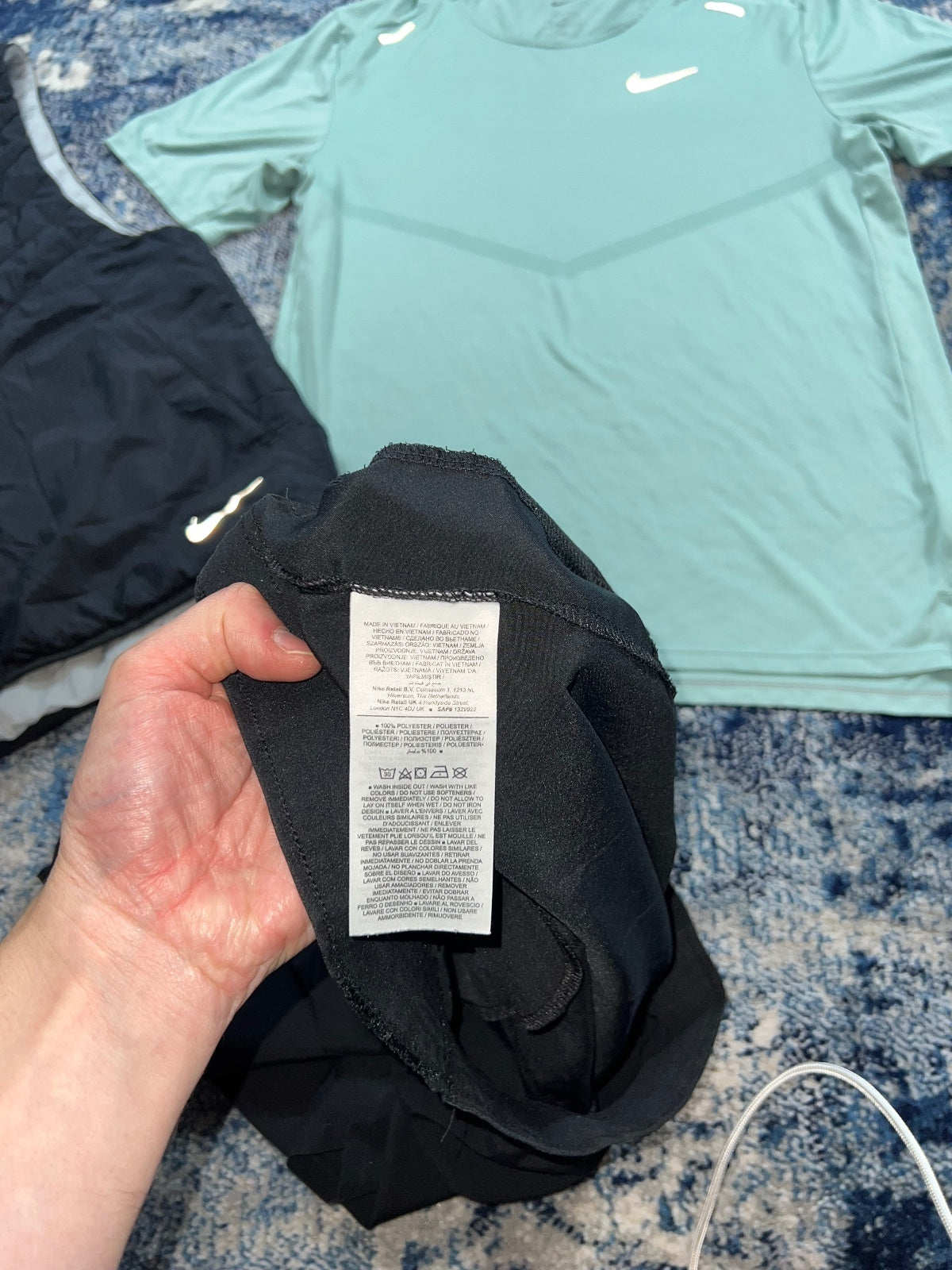 Nike Aerolayer Gilet Miler 3 Piece Tracksuit Set – Black, Men's Small in Black, men's Small – detail view