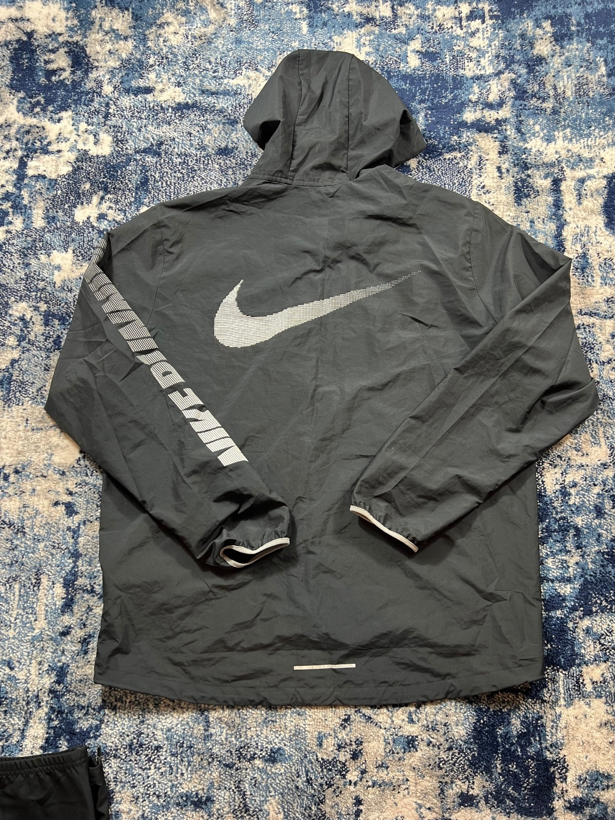 Nike Running Windrunner Jacket / Dri Fit Bottoms Tracksuit Set – Black, Men's Large in Black, men's Large – detail view