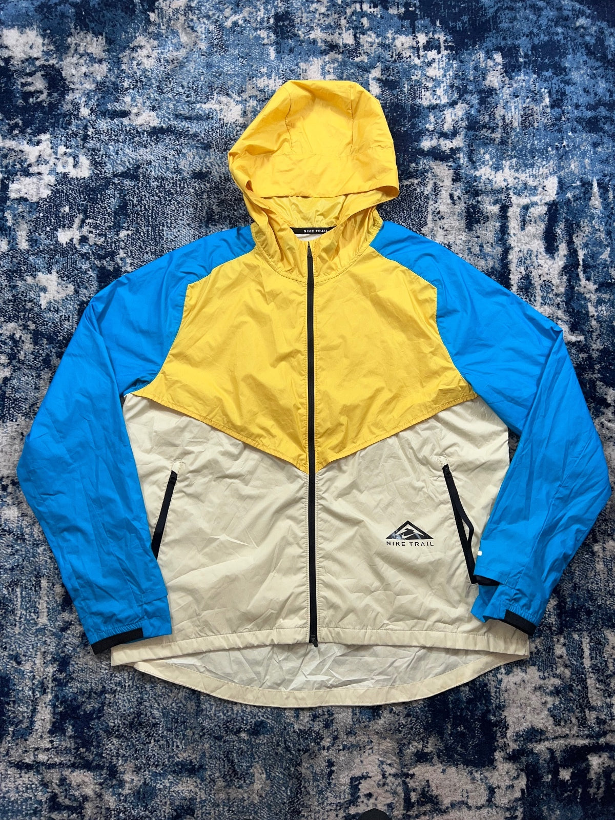 Nike Trail Storm Fit Windrunner Jacket – Yellow / Blue, Men's XL in Yellow / Blue, men's XL – front view