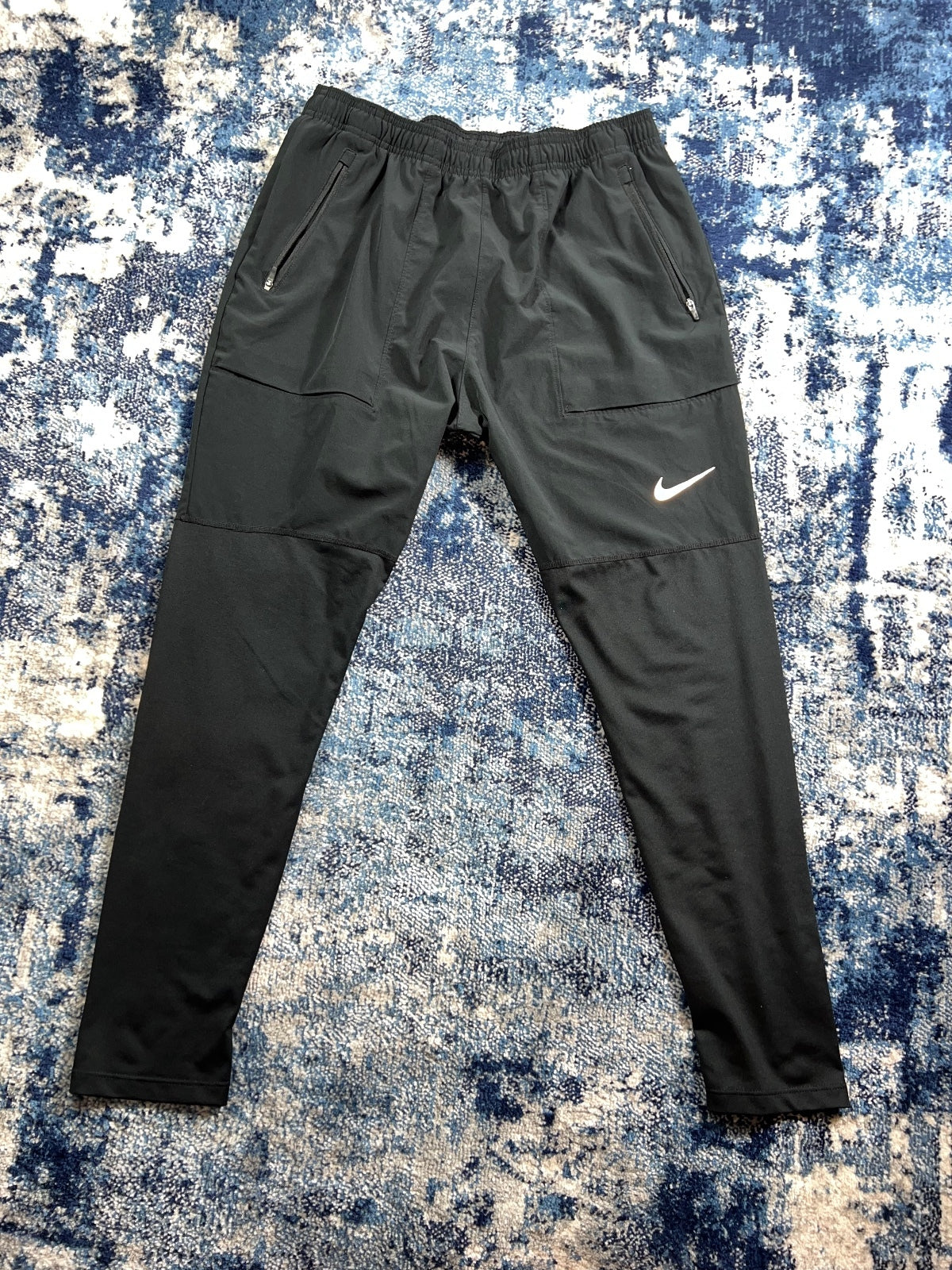 Nike Running Hybrid Tracksuit Bottoms – Black, Men's Large in Black, men's Large – alternate view