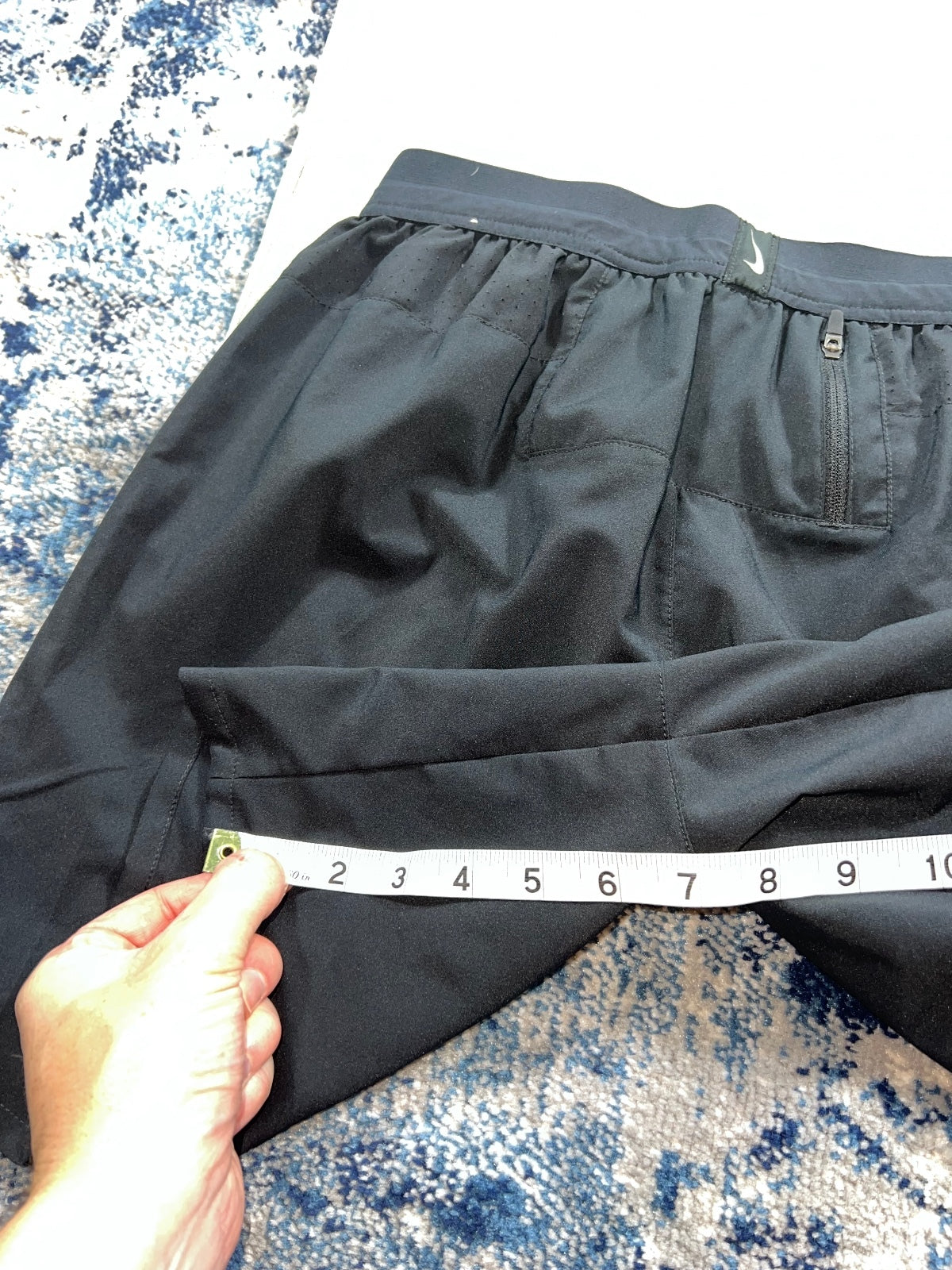 Nike Miler T Shirt / Flex Stride Shorts Running Gym Set – Green, Men's Medium in Green, men's Medium – detail view