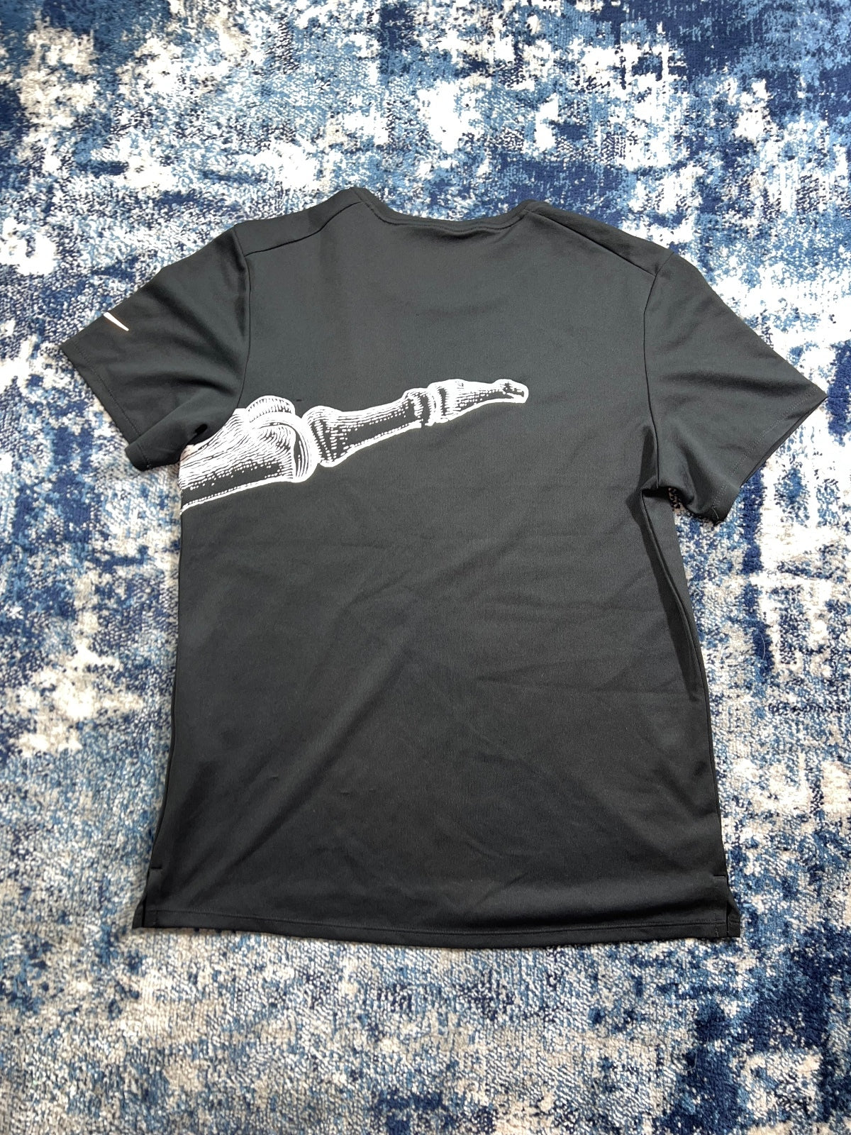Nike Miler ‘Bone’ Running Division T Shirt – Black, Men's Medium in Black, men's Medium – detail view