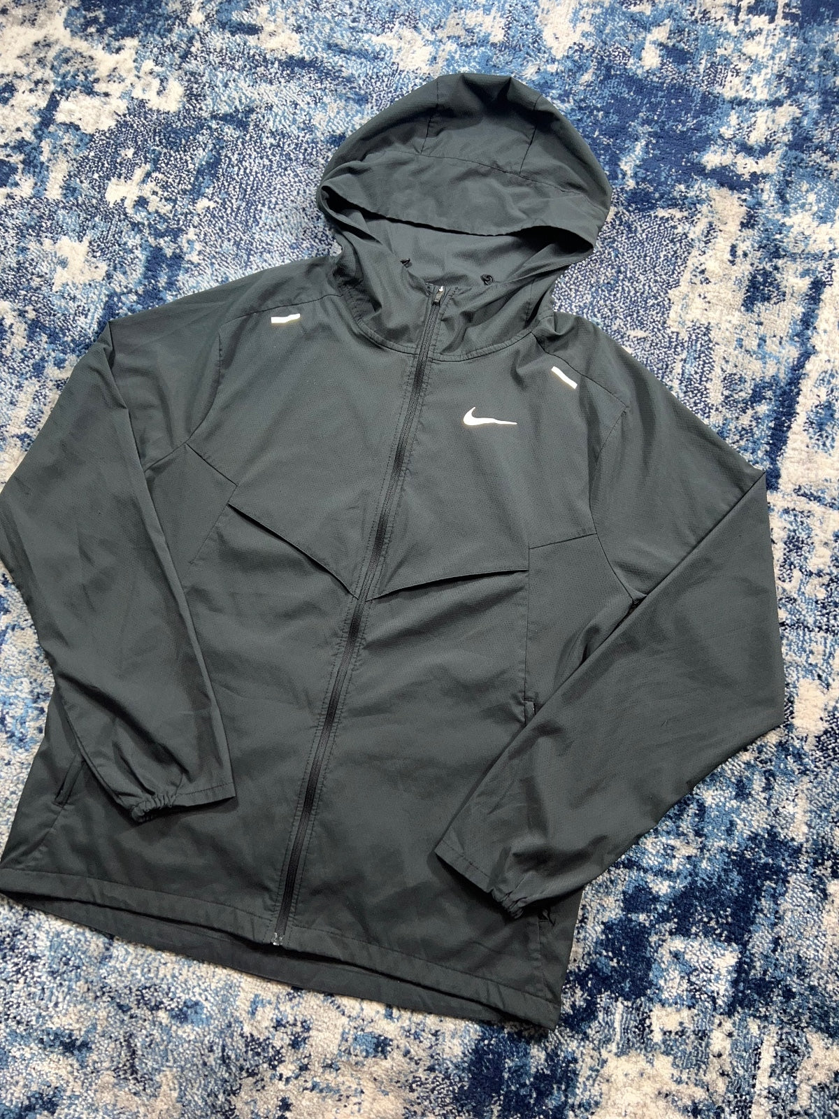 Nike Repel Miler Packable Windrunner Jacket – Black, Men's Small in Black, men's Small – alternate view