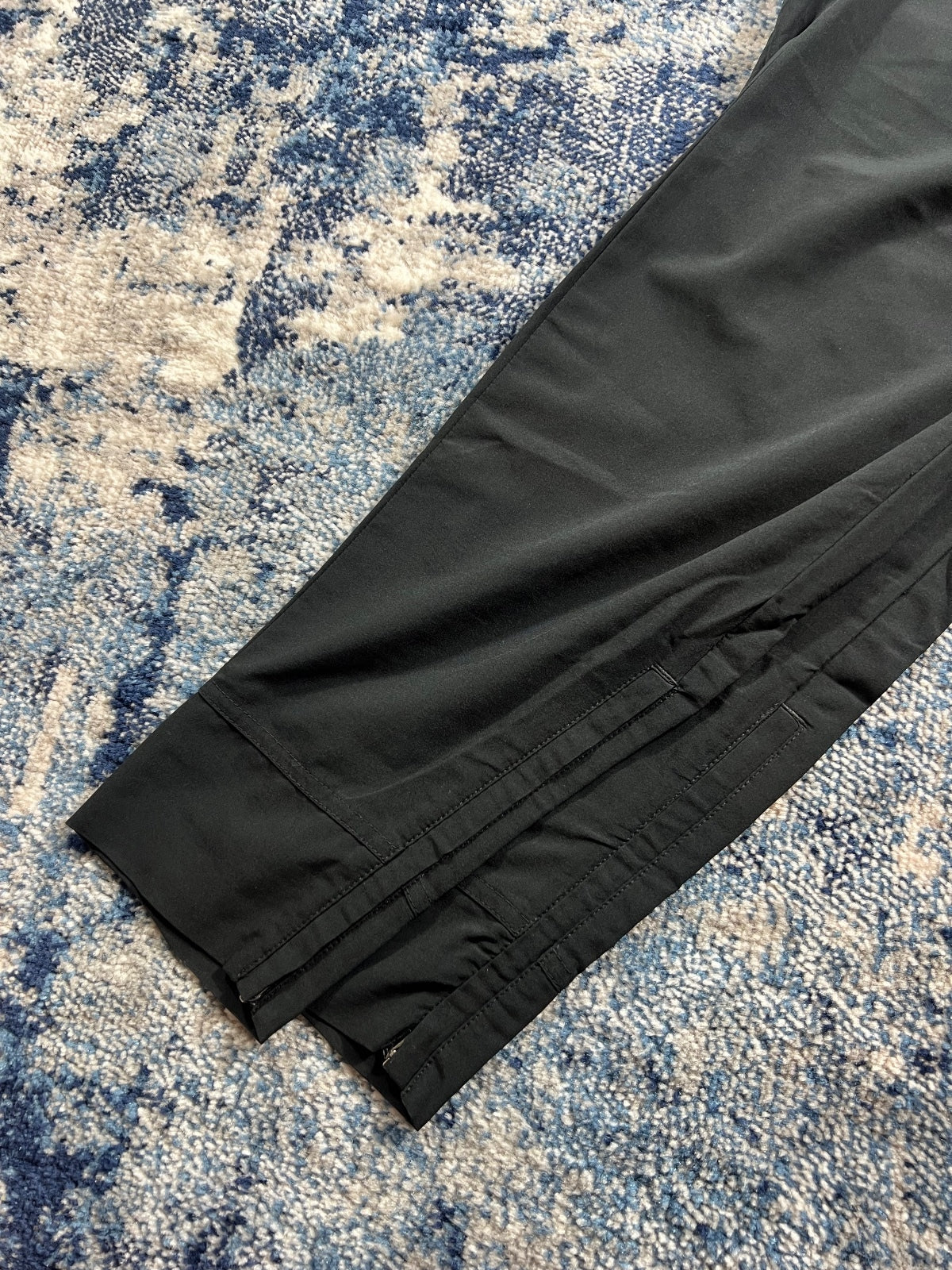 Nike Dri Fit Tracksuit Bottoms – Black, Men's Medium in Black, men's Medium – detail view