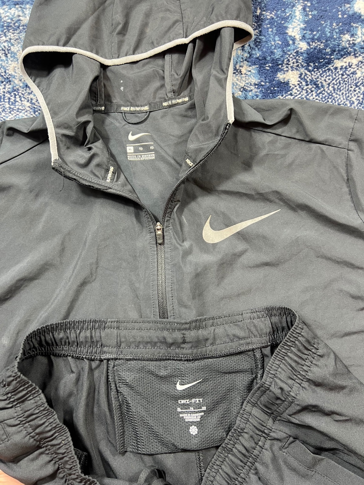Nike Running Windrunner Jacket / Dri Fit Bottoms Tracksuit Set – Black, Men's Large in Black, men's Large – detail view
