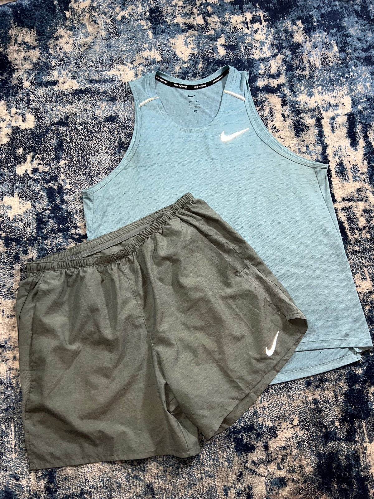 Nike Miler Running Vest / Challenger Shorts Running Gym Set – Gray, Men's XL in Gray, men's XL – alternate view