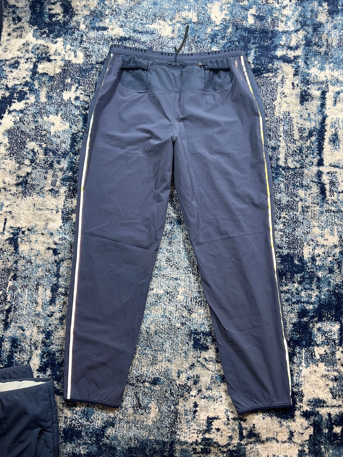 Nike Therma-FIT Gilet Body Warmer / Running Division Bottoms Tracksuit Set Bundle - product image