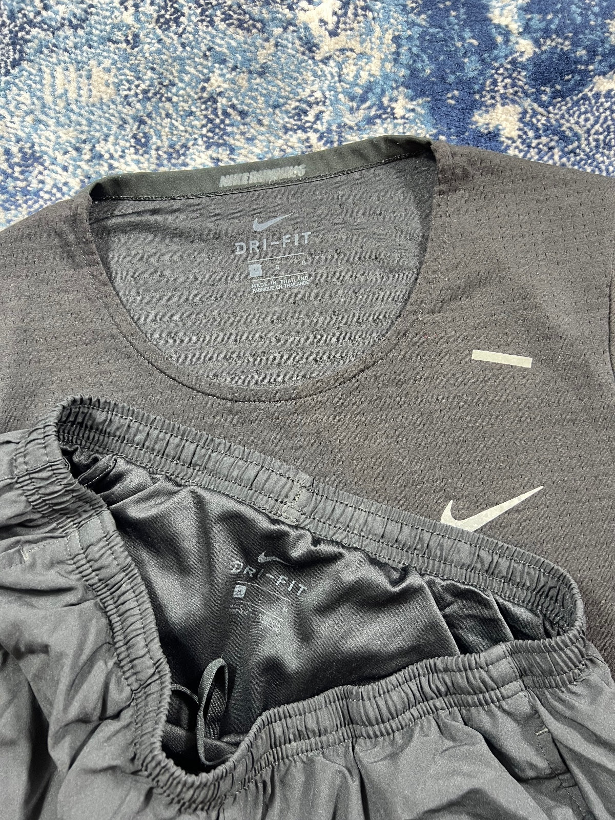 Nike Miler Rise 365 T-Shirt / Challenger Shorts Set - product image