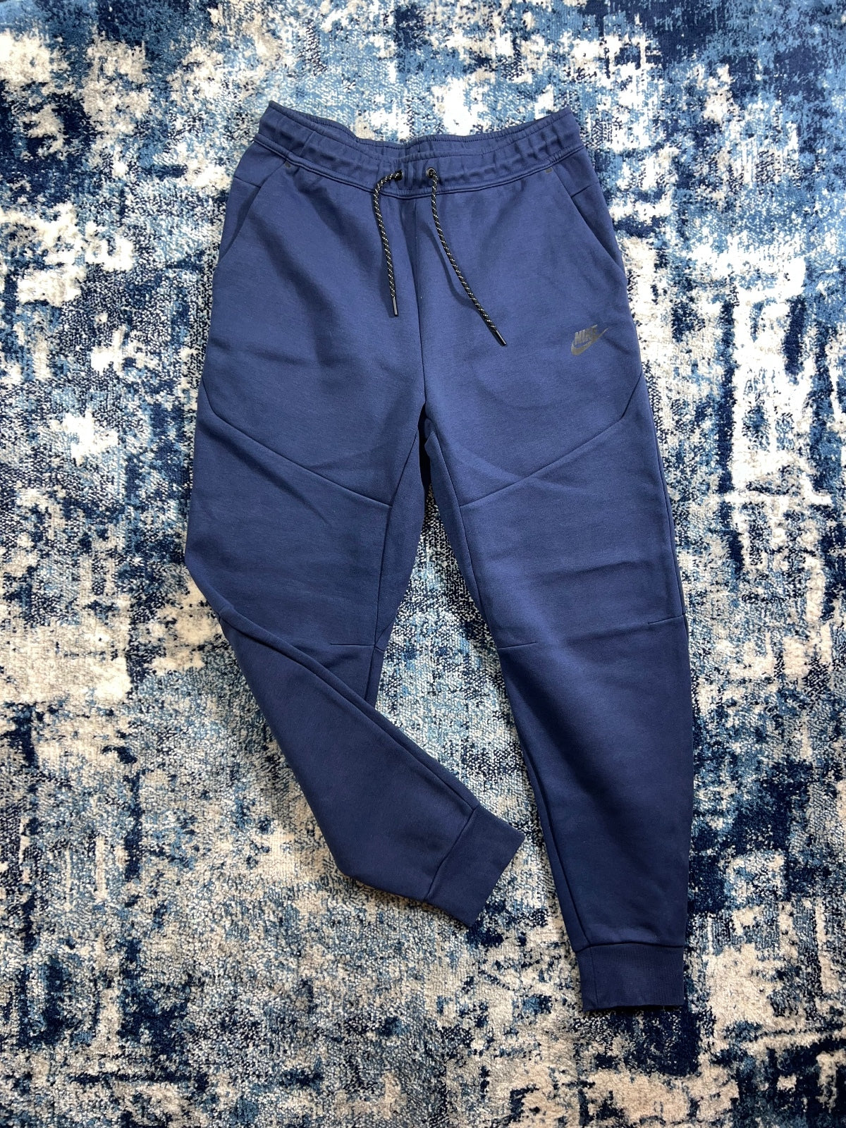 Nike Tech Fleece Tracksuit Bottoms – Navy, Men's Medium in Navy, men's Medium – front view