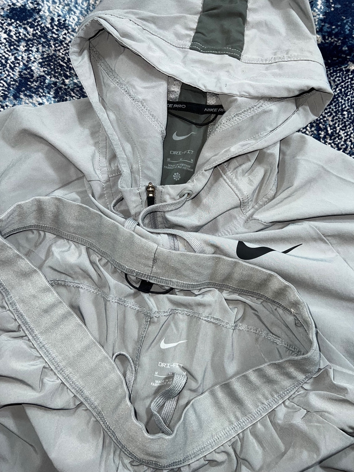 Nike Pro Vent Max Training Tracksuit Set – Gray, Men's Medium in Gray, men's Medium – detail view