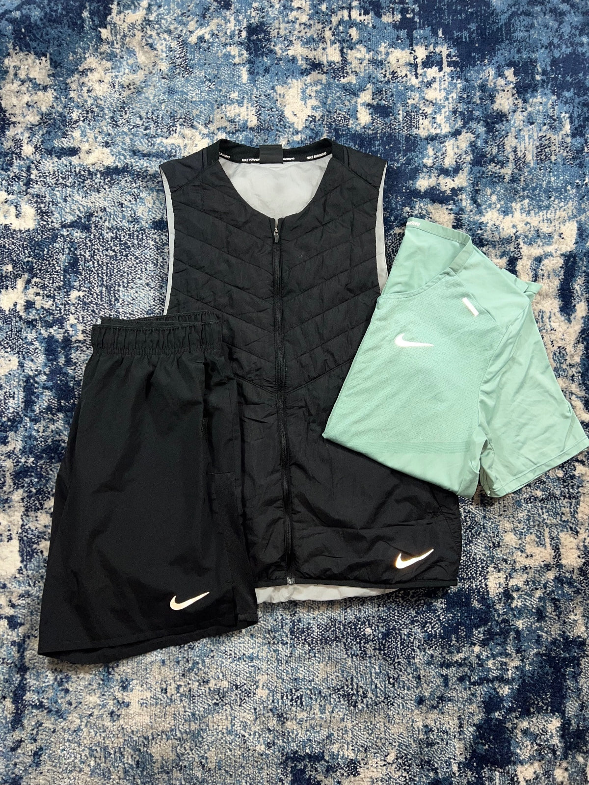 Nike Aerolayer Gilet Miler 3 Piece Tracksuit Set – Black, Men's Small in Black, men's Small – front view