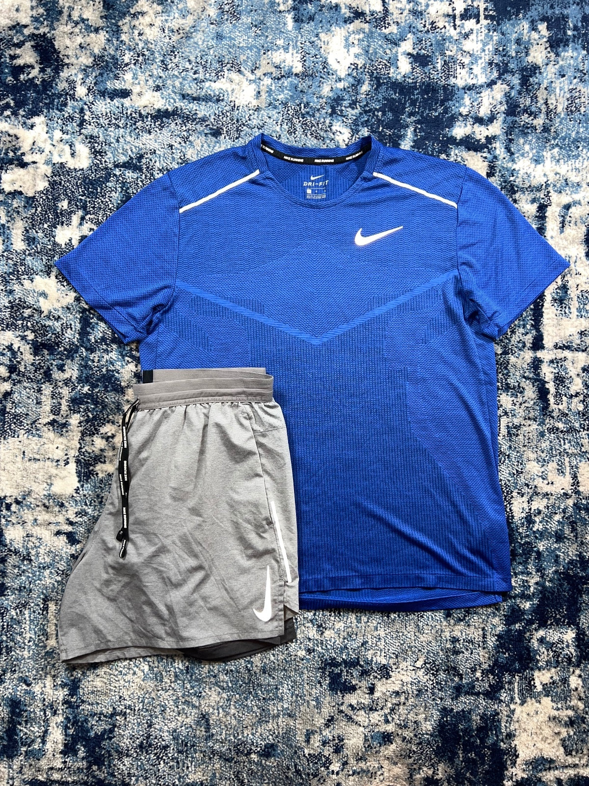 Nike Tech Knit Ultra Miler T-Shirt / Flex Stride Shorts Set