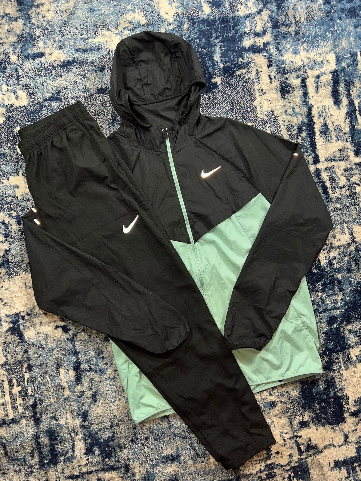 Nike Stride Dri-FIT Windrunner / Challenger Bottoms Tracksuit - product image