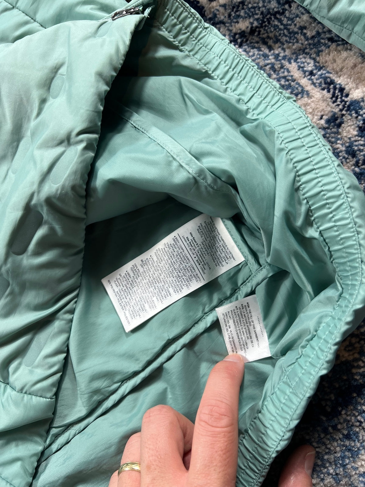 Nike Therma Fit ADV Aeroloft Repel Down Running Jacket – Green, Men's Medium in Green, men's Medium – detail view