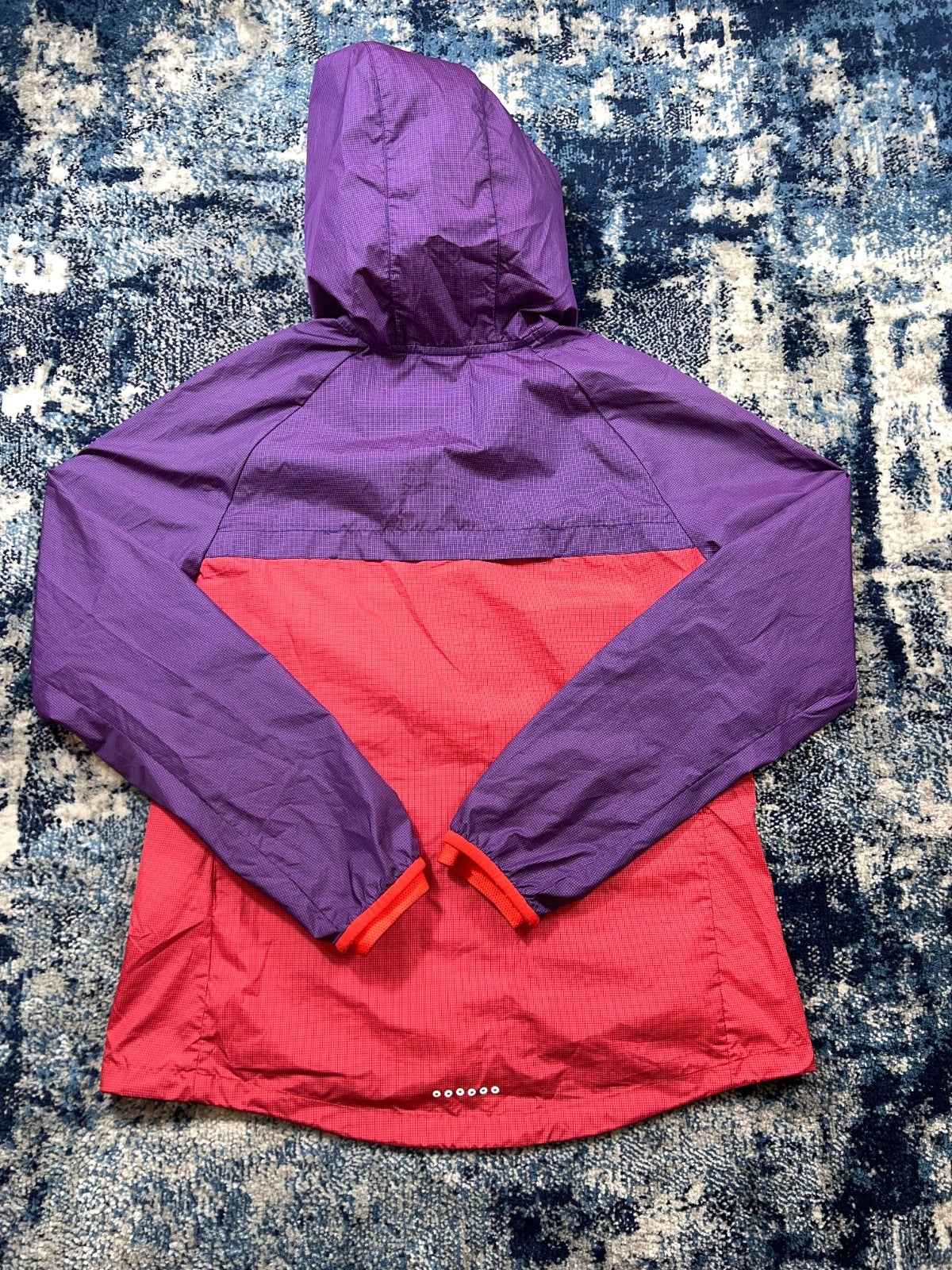 Nike Women’s Windrunner Jacket – Purple, Women's Small in Purple, men's Small – detail view