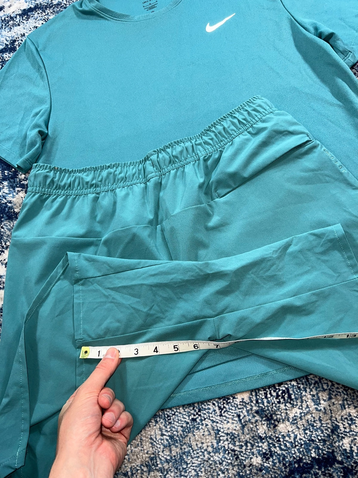 Nike Miler T Shirt / Unlimited Shorts Running Gym Set – Teal Green, Men's Medium in Teal Green, men's Medium – detail view