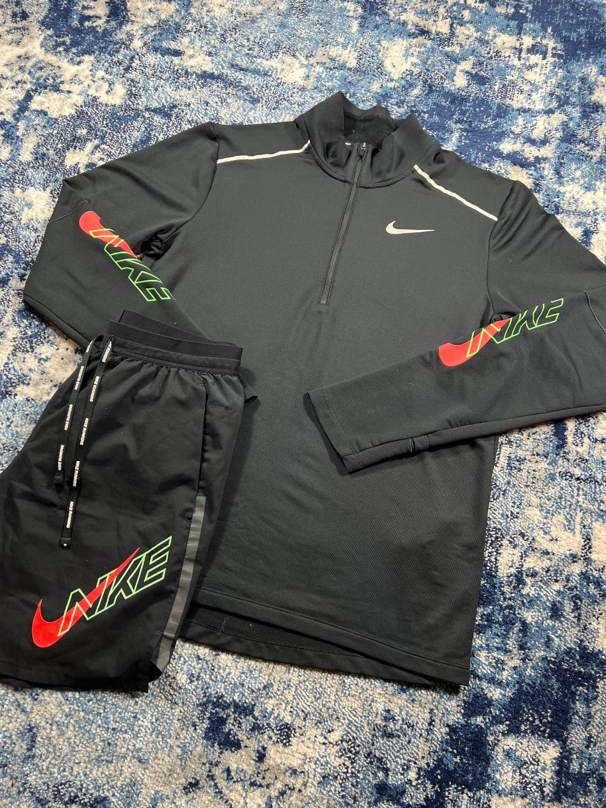Nike Running Element 1/4 Zip / Flex Stride Shorts Tracksuit Gym Set – Black, Men's Small in Black, men's Small – detail view