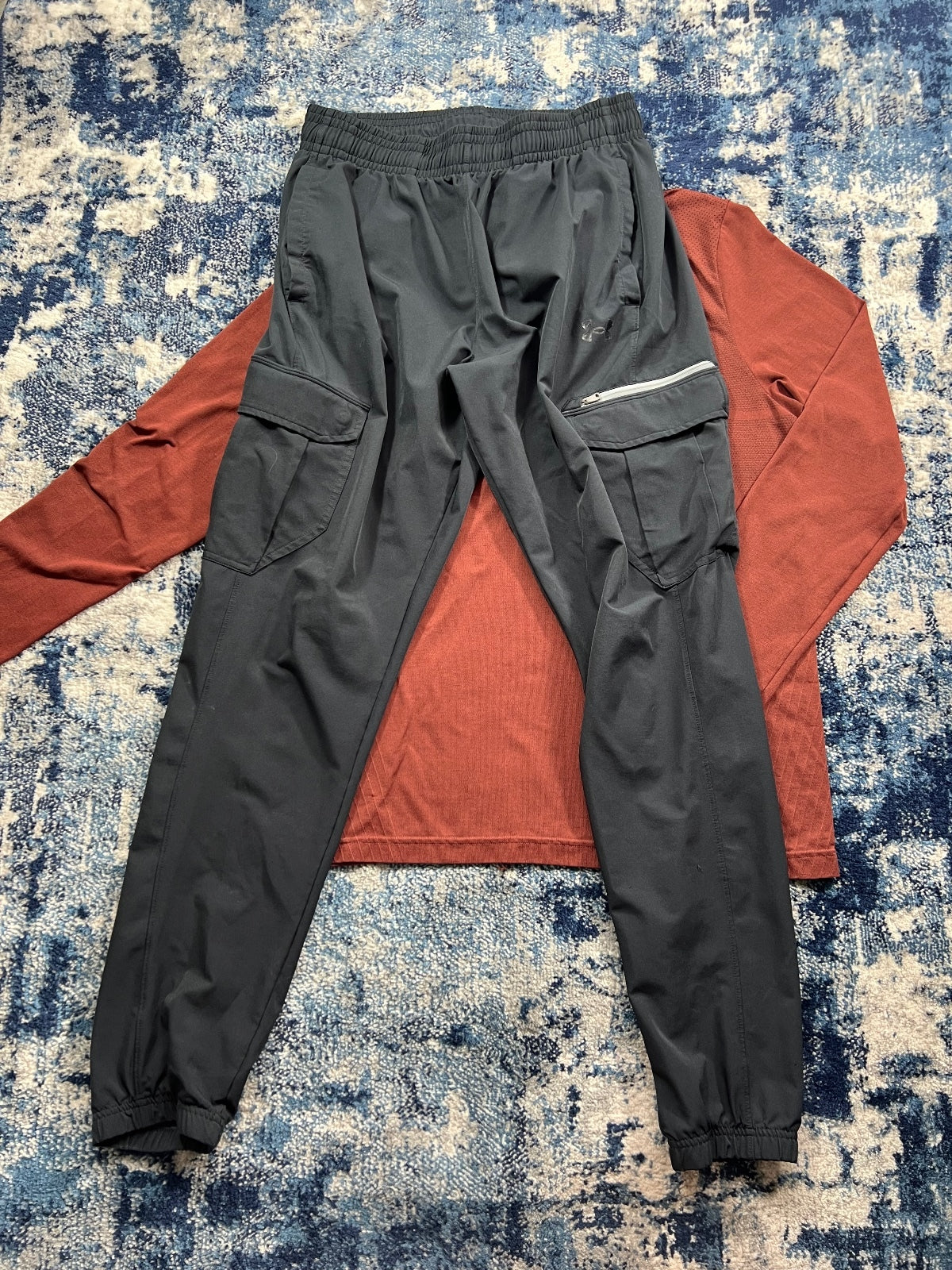Under Armour Fitted 1/4 Zip / Black Cargo Bottoms Tracksuit Set - product image