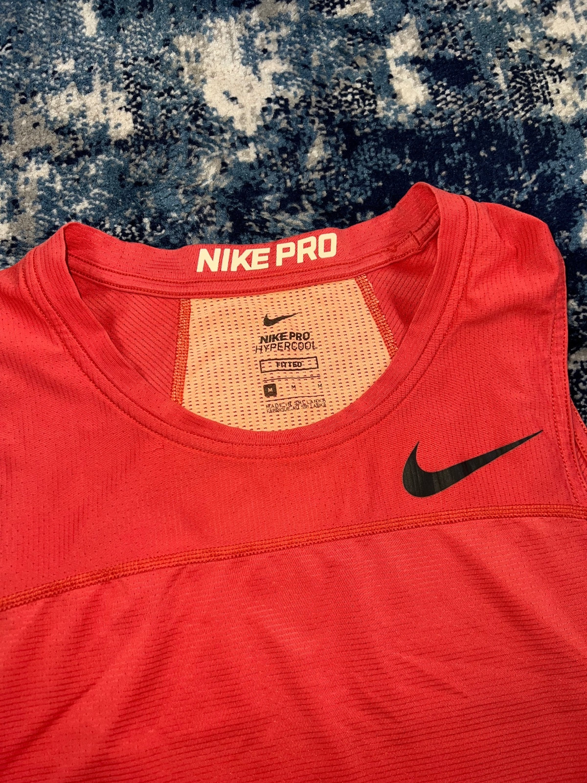 Nike Pro Hypercool Vest – Red, Men's Medium in Red, men's Medium – detail view