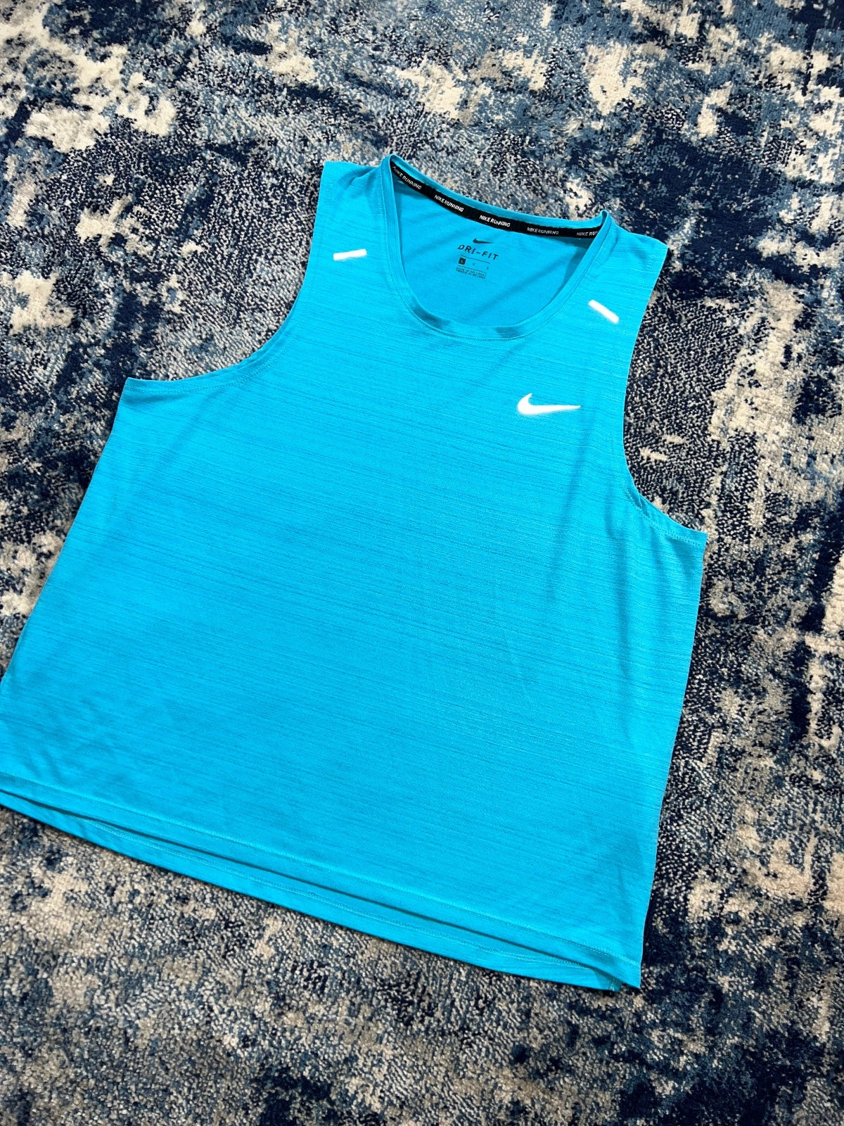 Nike Miler Running Vest – Blue, Men's Large in Blue, men's Large – detail view