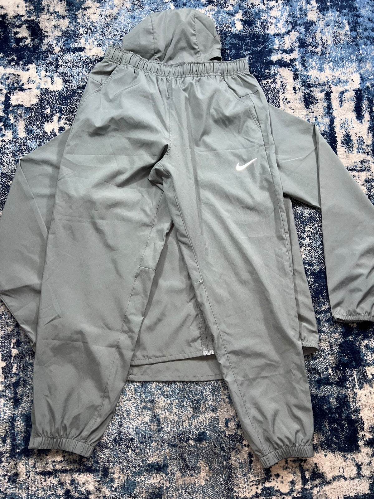 Nike Form Windrunner / Bottoms Tracksuit Set - product image