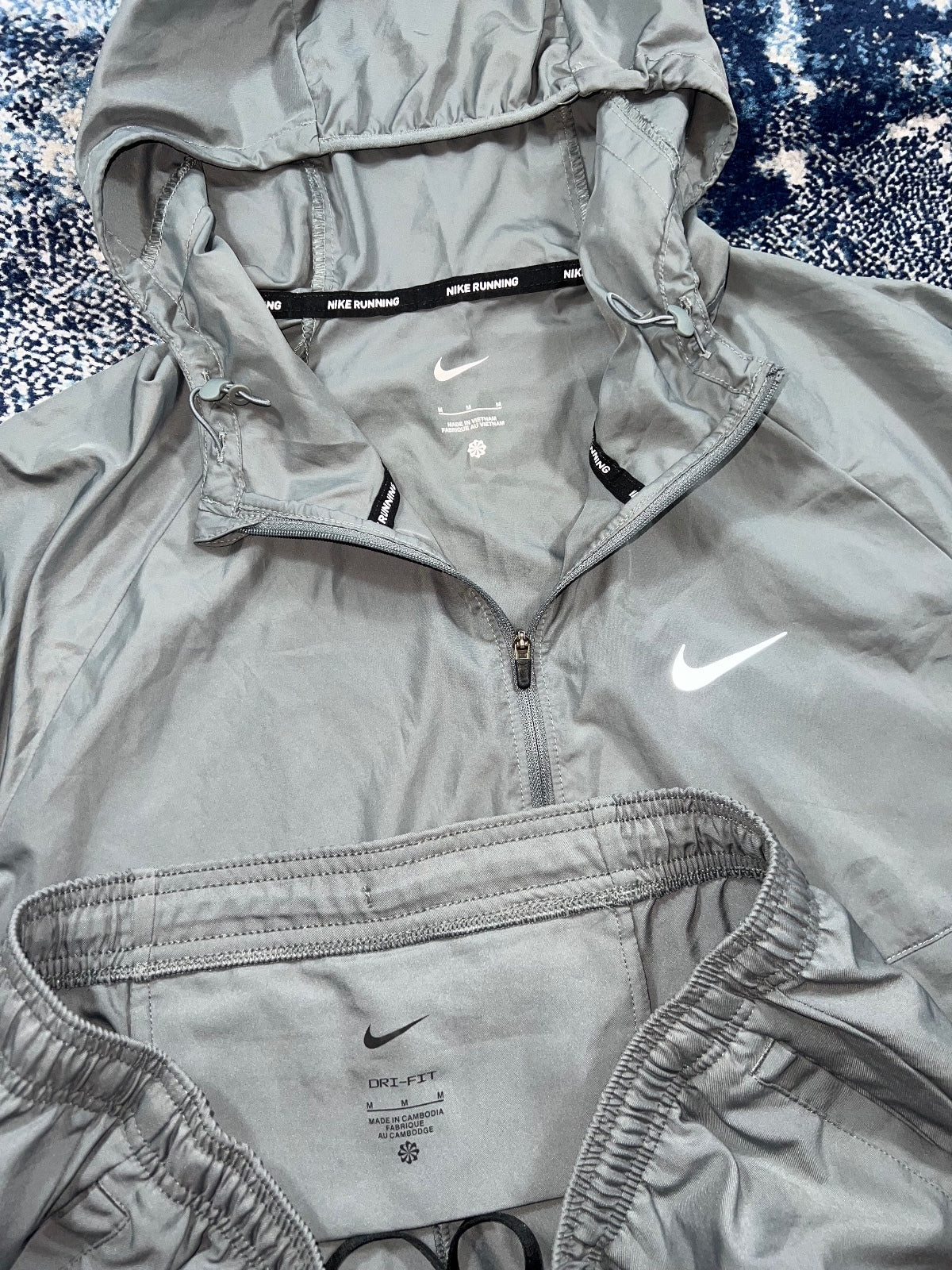 Nike Repel Miler Windrunner / Challenger Bottoms Tracksuit Smoke Grey Medium Men's - product image