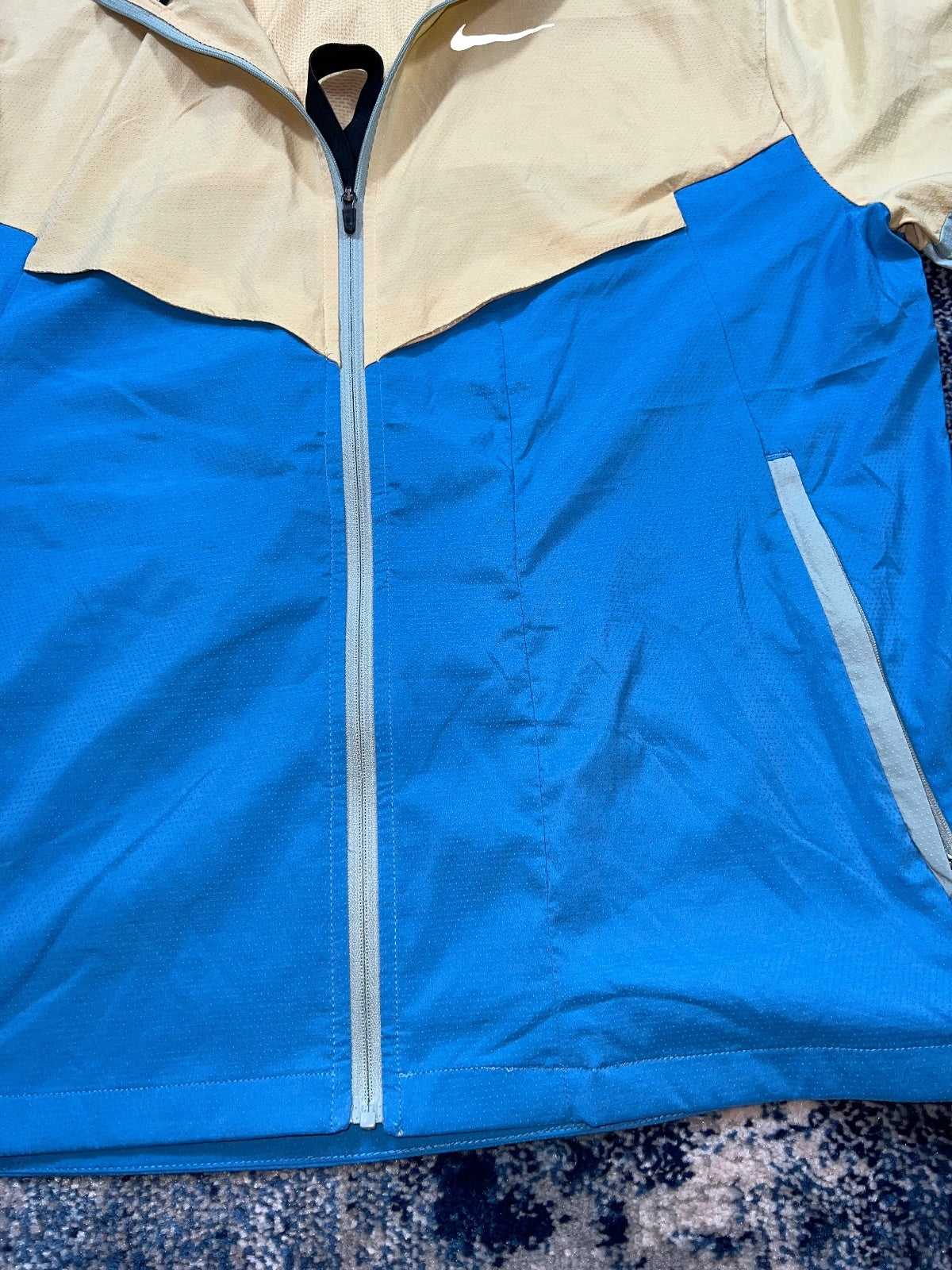 Nike Repel UV Packable Windrunner Jacket – Blue, Men's Medium in Blue, men's Medium – alternate view