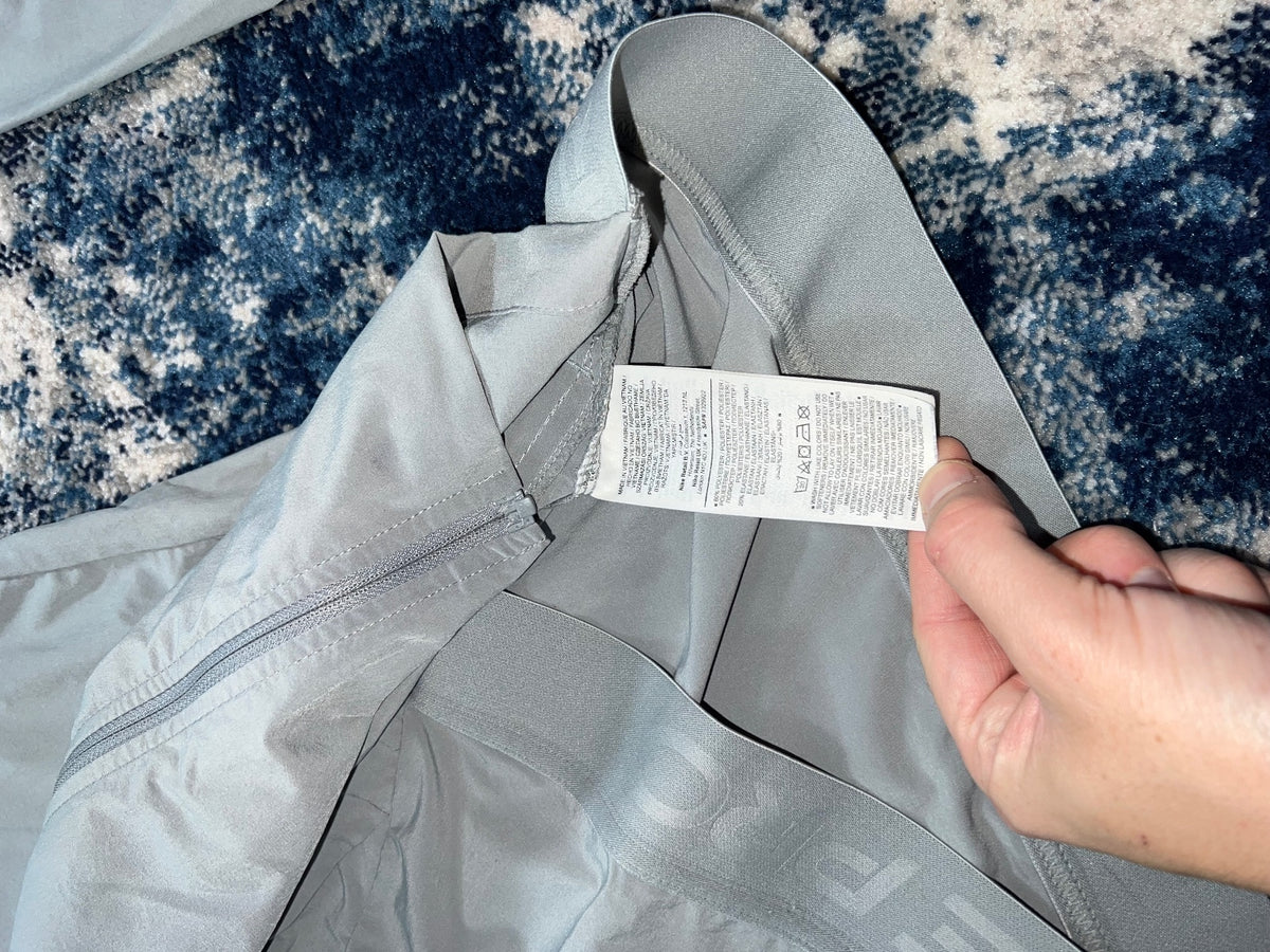 Nike Pro Vent Max Training Tracksuit Set – Gray, Men's Medium in Gray, men's Medium – detail view