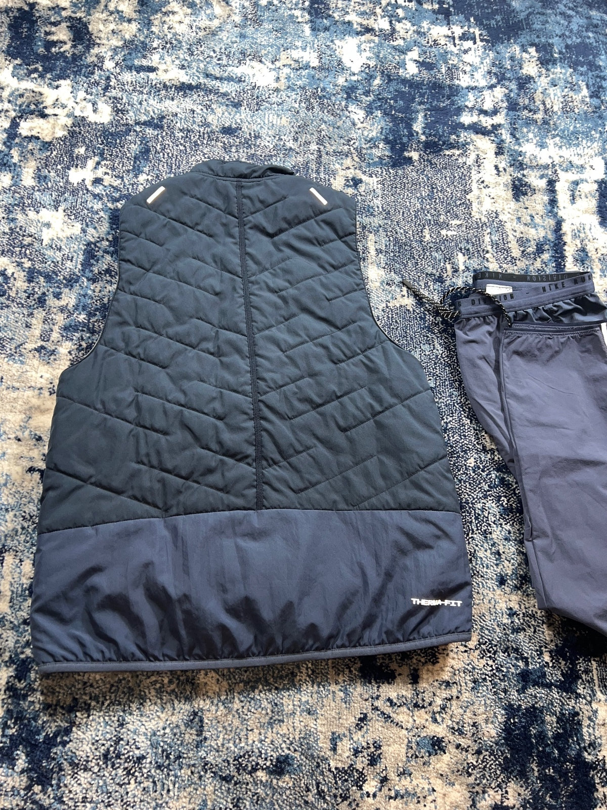Nike Therma-FIT Gilet Body Warmer / Running Division Bottoms Tracksuit Set Bundle - product image