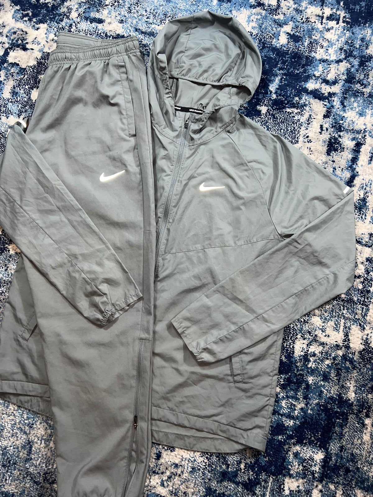 Nike Repel Miler Windrunner / Challenger Bottoms Tracksuit Smoke Grey Medium Men's - product image